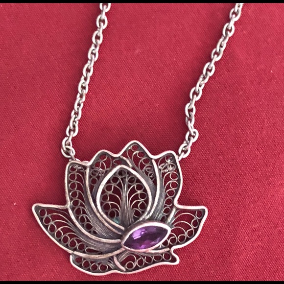 Lotus pendant with amethyst 925 - Picture 1 of 8